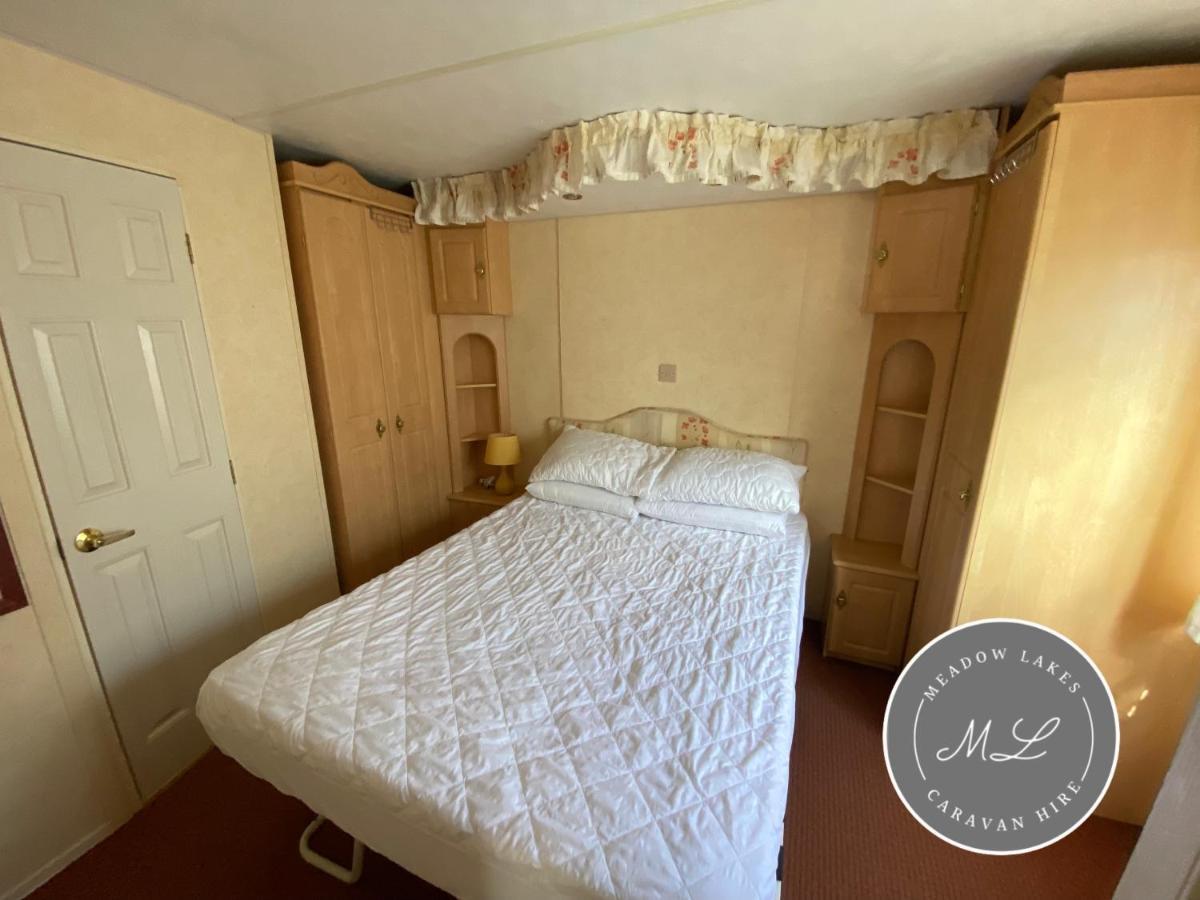 Seaview 145 - Pet Friendly, Bath And Close To Beach & Fantasy Island - Meadow Lakes Caravan & Lodge Hire Ingoldmells Extérieur photo